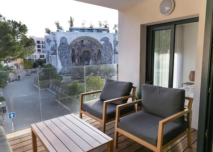 Le Standing - De Standing Proche Du Port Appartamento Antibes