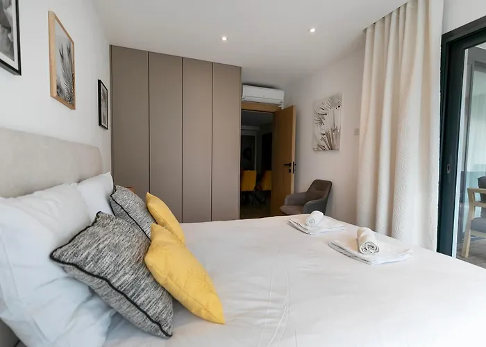 Le Standing - De Standing Proche Du Port Apartment *